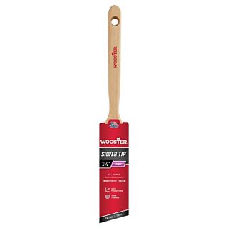 Wooster® 5221 Silver Tip® 1-1/2 in. Soft Angle Sash Brush